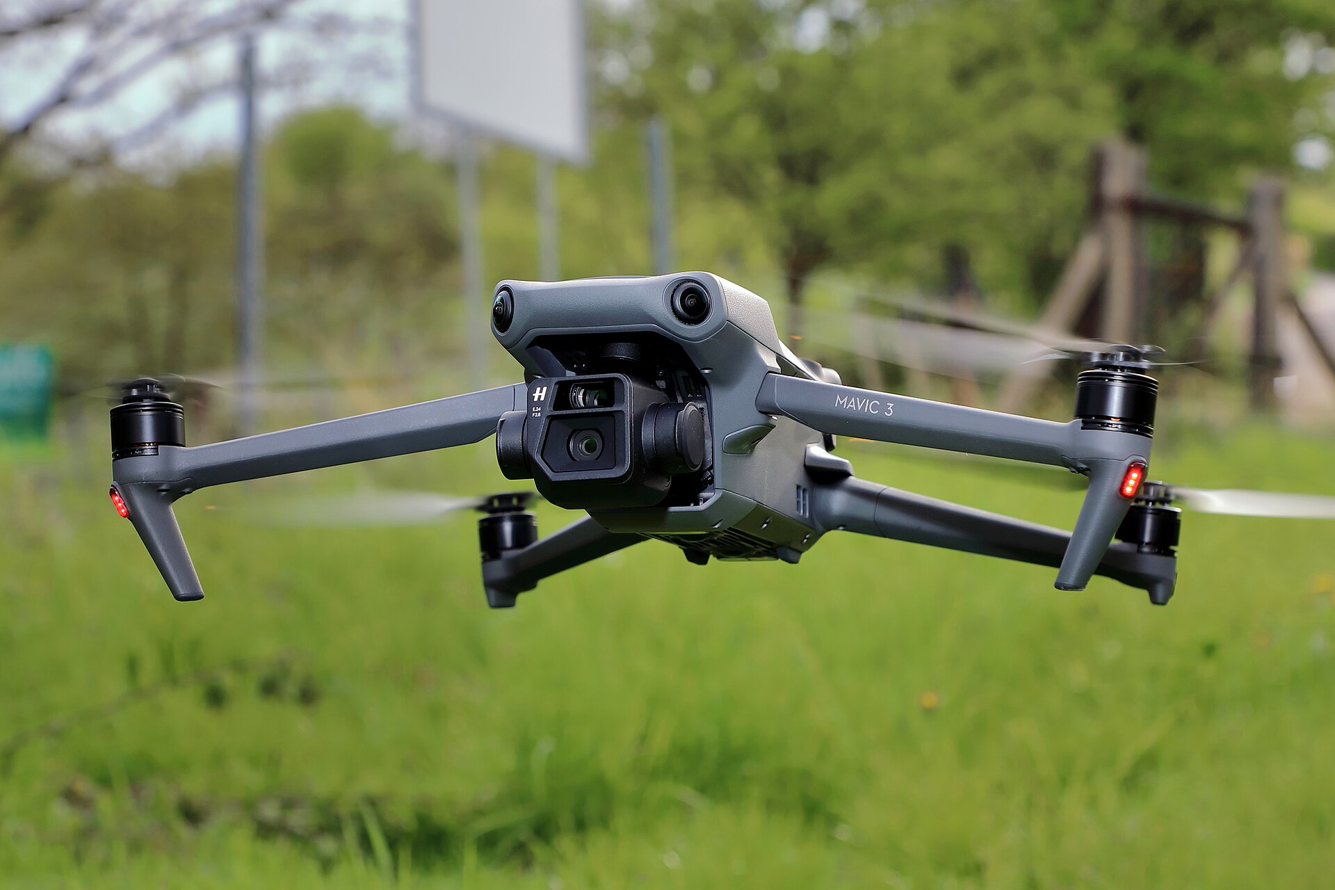DJI Mavic 3